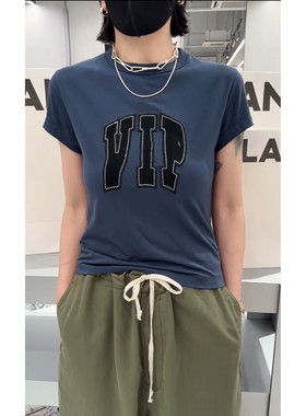 秒发诗歌兰58337时尚气质蓝色字母修身短袖上衣26春季新款女装