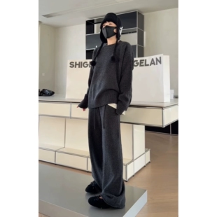 秒发诗歌兰15168简约舒适温柔圆领毛衣+针织裤套装女2026春新款潮