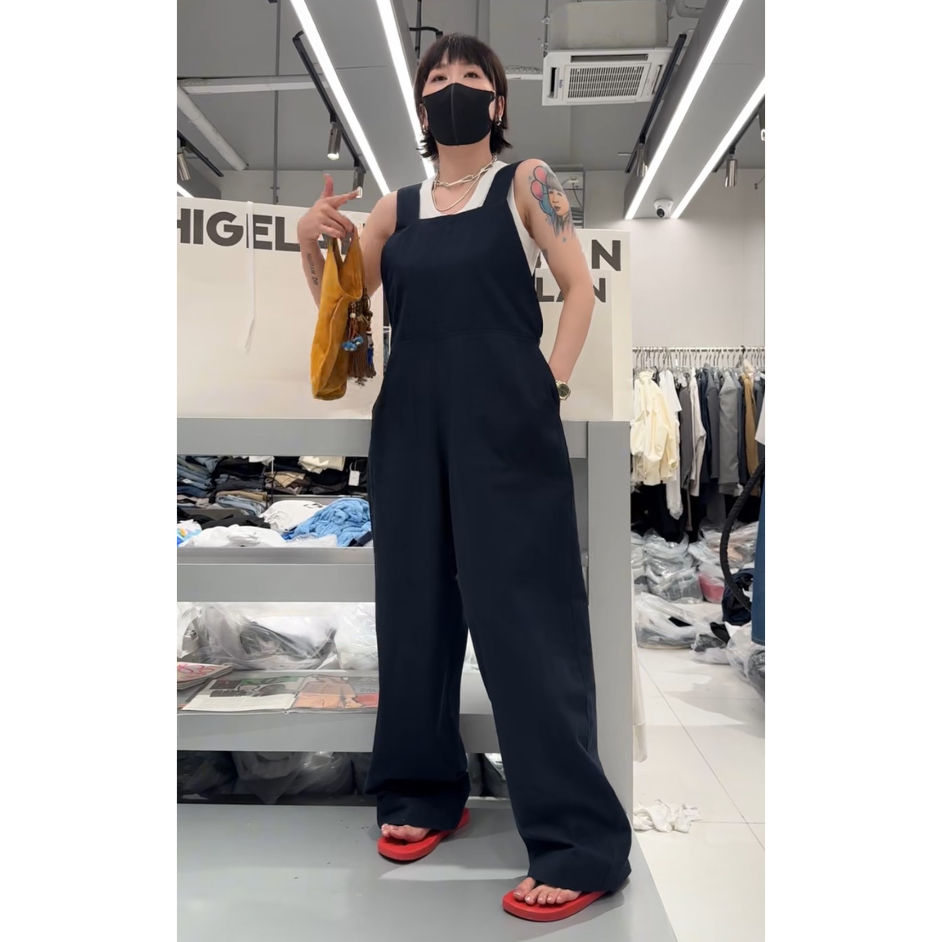 现货诗歌兰58256时尚气质赞青蓝背带连衣直筒休闲裤25夏季款女装