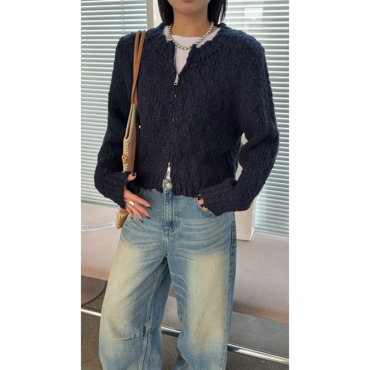 现货正品诗歌兰2532时尚百搭米白垫肩短款拉链开衫毛衣女2025秋季