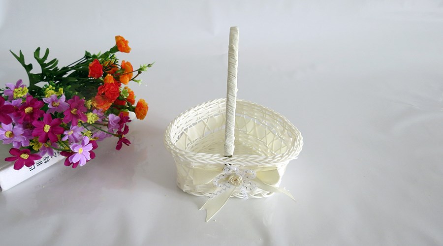 结婚庆用品花童撒花花篮伴娘手提花篮爱心篮撒花瓣篮子包邮在类目 家居饰品, 花瓶/花器/仿真花/仿真饰品, 花器/花瓶, 花篮中 - 来自Buy2taobao.com提供专业的淘宝代购服务