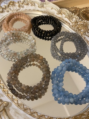 入门级天然水晶海蓝宝月光石紫水晶黄水晶多圈三圈手串手链实拍