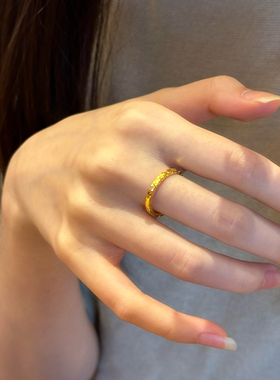 金店同款细碎冰冰戒指黄金色素圈指环女简单沙金食指戒情侣对戒女