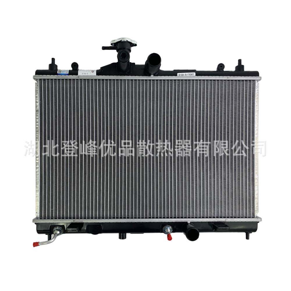 直发 汽车配件散热器水箱21460-ED500适配于05骐达 弯管