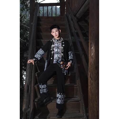 新款蜡染3件套长袖个性男装苗族少数民族服装男套装高级苗寨旅拍