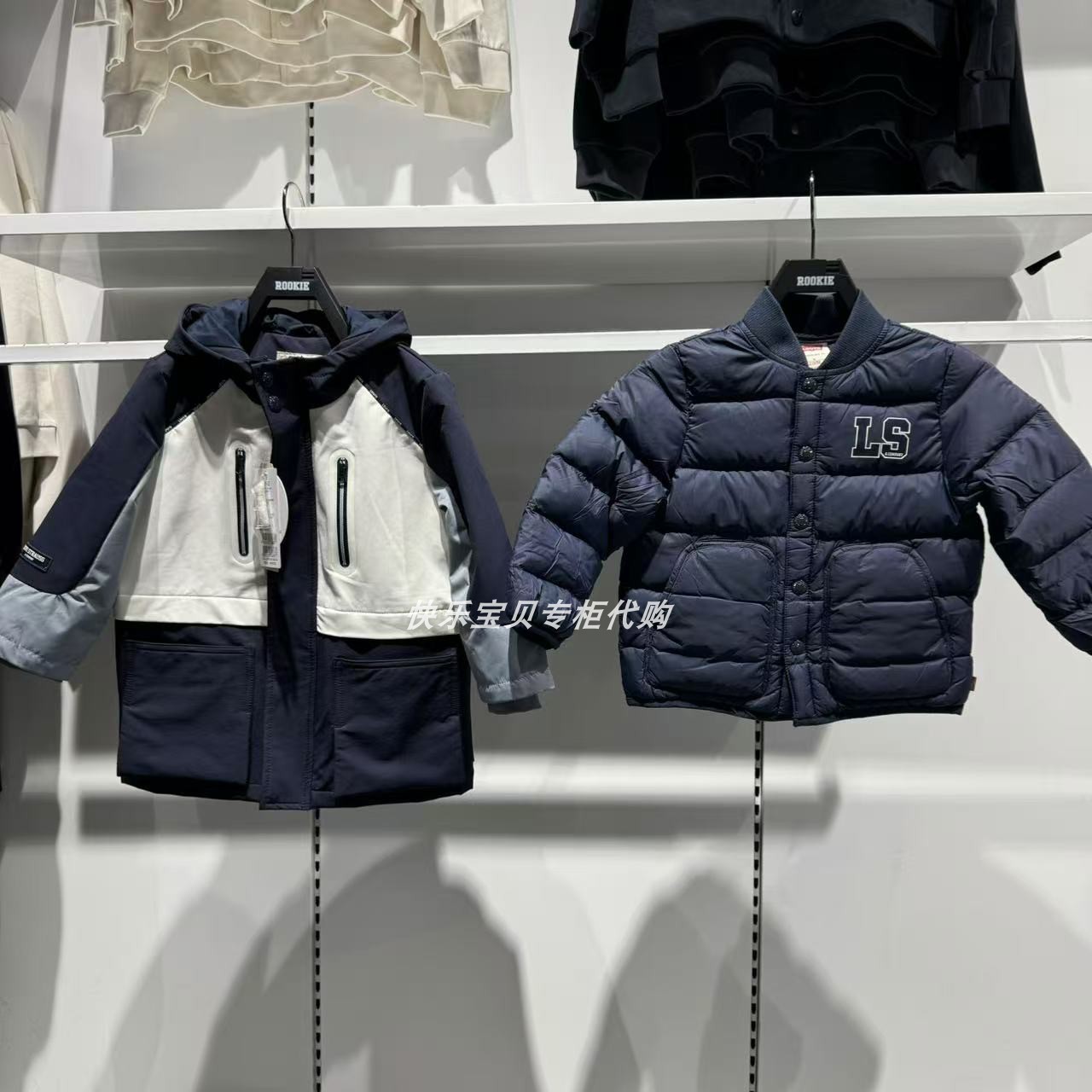 Levi's李维斯正品秋冬男童防风连帽风衣+轻薄羽绒2件套LV2442320