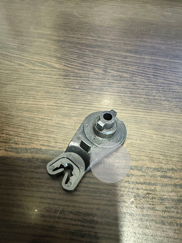 别克新君威君越迈锐宝前门锁芯机拉杆卡扣 科鲁兹英朗拉手座卡子