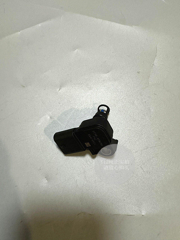 别克全新君威君越科鲁兹迈锐宝XL进气压力传感器 探界者原厂温度