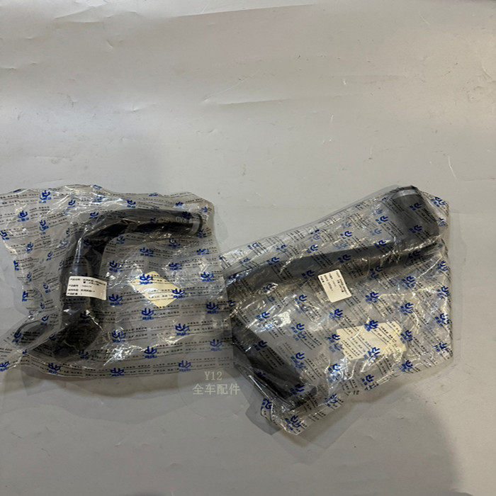 雪佛兰发动机上下水管配件