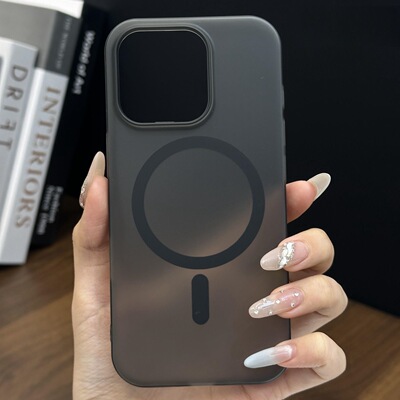 大孔磨砂磁吸适用苹果16promax手机壳iphone15亚克力超薄硬壳14plus简约半透明13男女12高级感黑灰色11防指纹