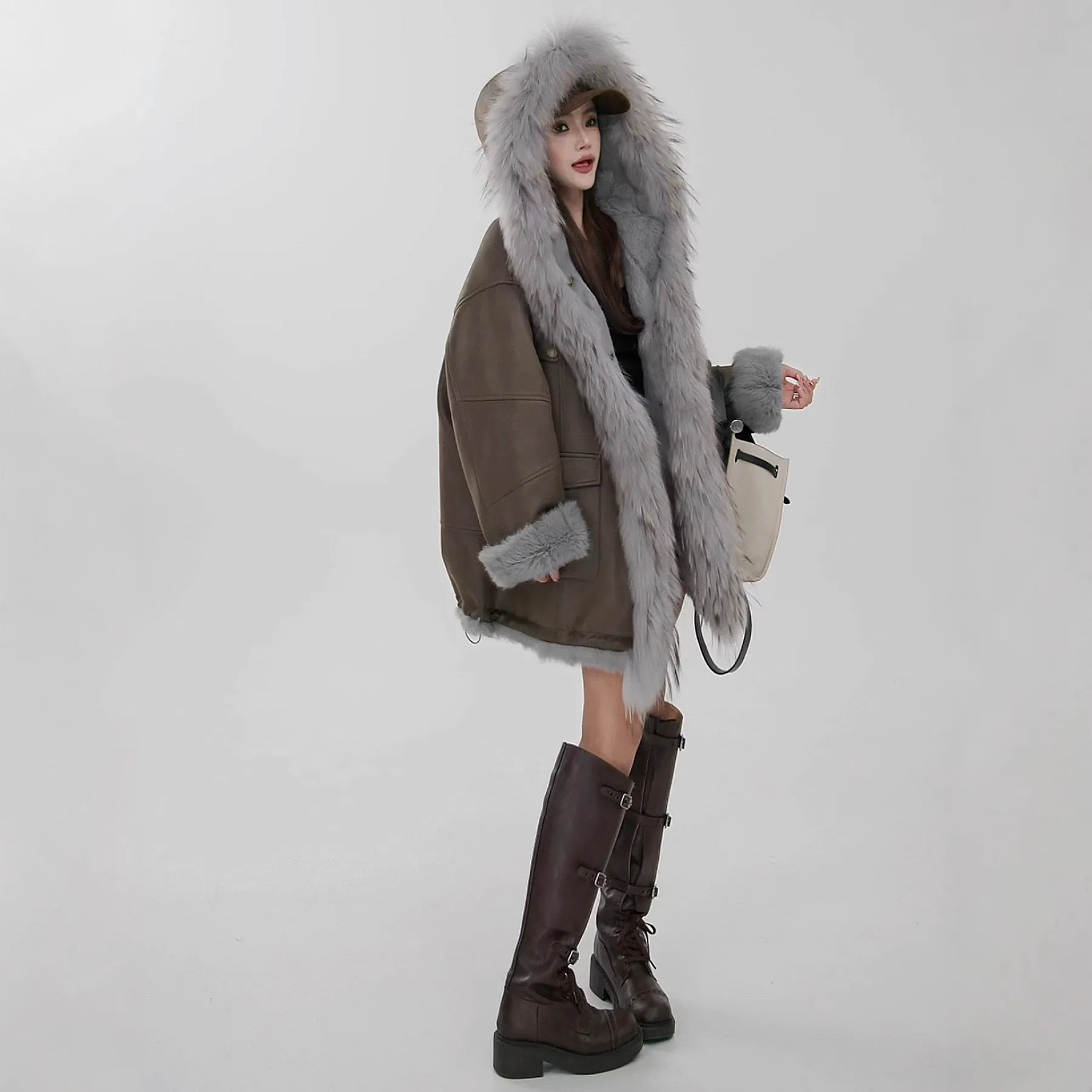 2025年冬季新款 貉子毛领兔毛两面穿皮草派克服 中长款女外套大衣