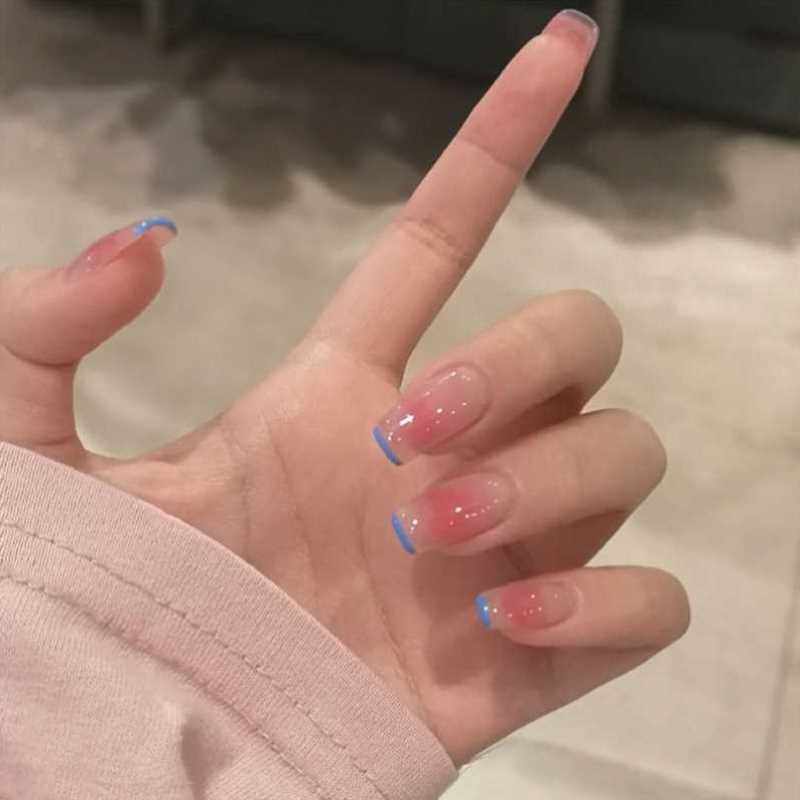 穿戴甲高级感小众法式指甲款式贴片自粘2022年新款纯欲腮红冰透色