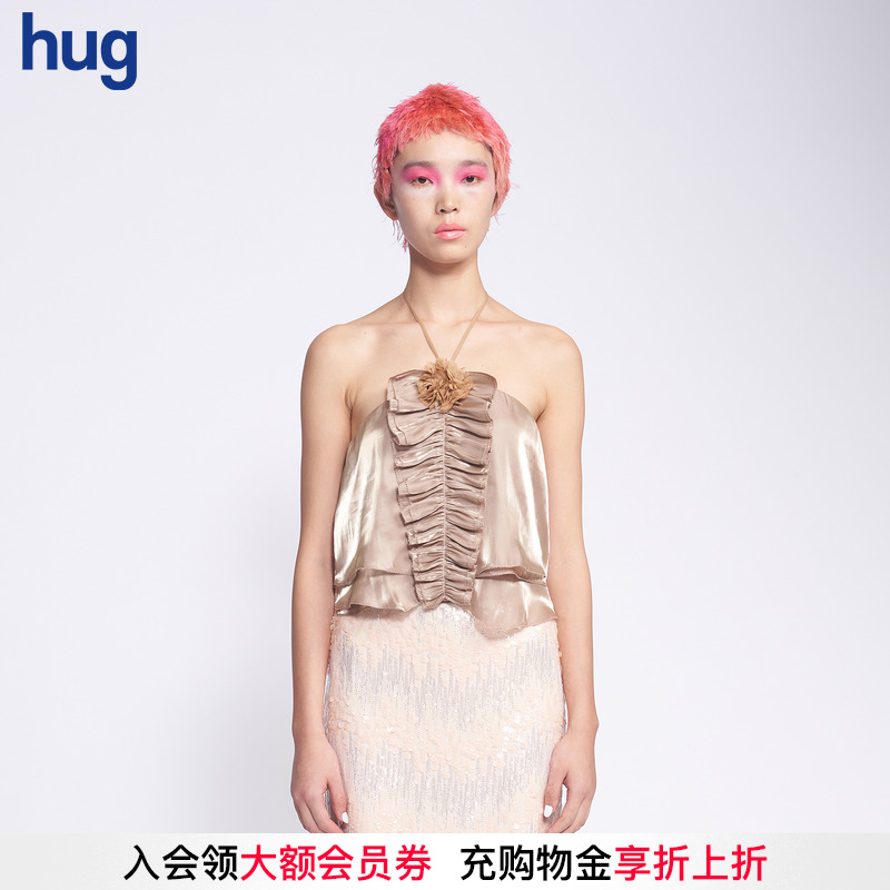 【LOUIS SHENGTAO CHEN】hug 2025秋冬香槟亮面真丝绒花挂脖上衣