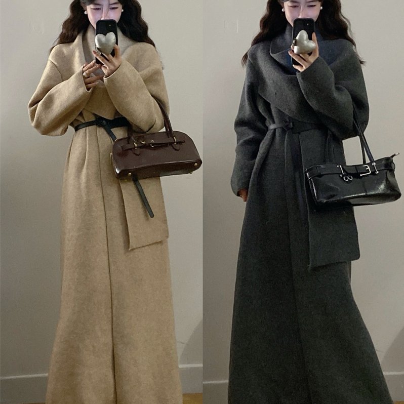 实拍大码秋冬新款胖MM设计感围巾领不规则长款大衣外套送腰带