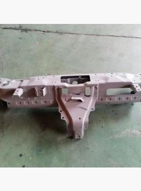 适用于三菱劲炫水箱上横梁 5256B338