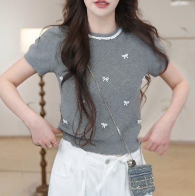 VM NY NB UR2026夏气质菱格蝴蝶结饰花边撞色修身短袖针织衫女ins