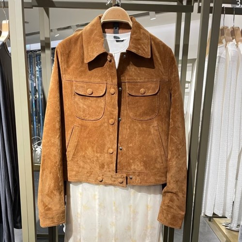 VM NY NB UR2025秋美式复古流光风翻领多口袋短款皮衣夹克外套女