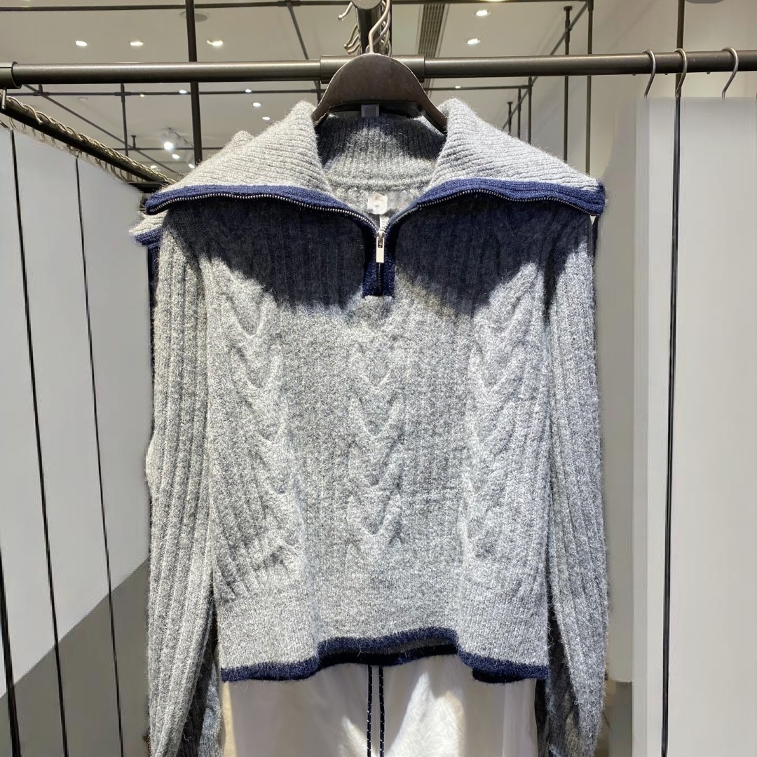 学院风撞色翻领半拉链针织衫