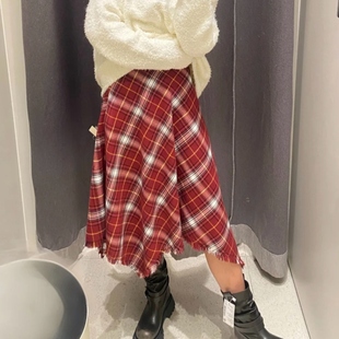 VM NY NB UR冬时尚百搭复古休闲不规则格纹须边A字宽松半身长裙女