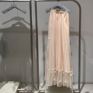 VM NY NB UR2025夏超好看气质花朵装饰系带无袖吊带连衣长裙女ins