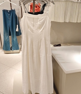 VM NY NB UR2025夏初恋小白裙气质度假风肌理感吊带连衣长裙女ins