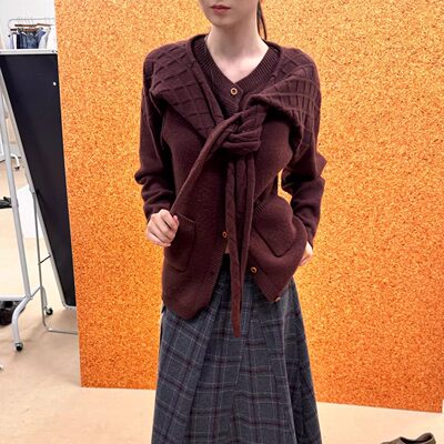 【新品】PALAVAS夜幕沙龙针织外套复古绞花开衫围巾款毛衣女原创