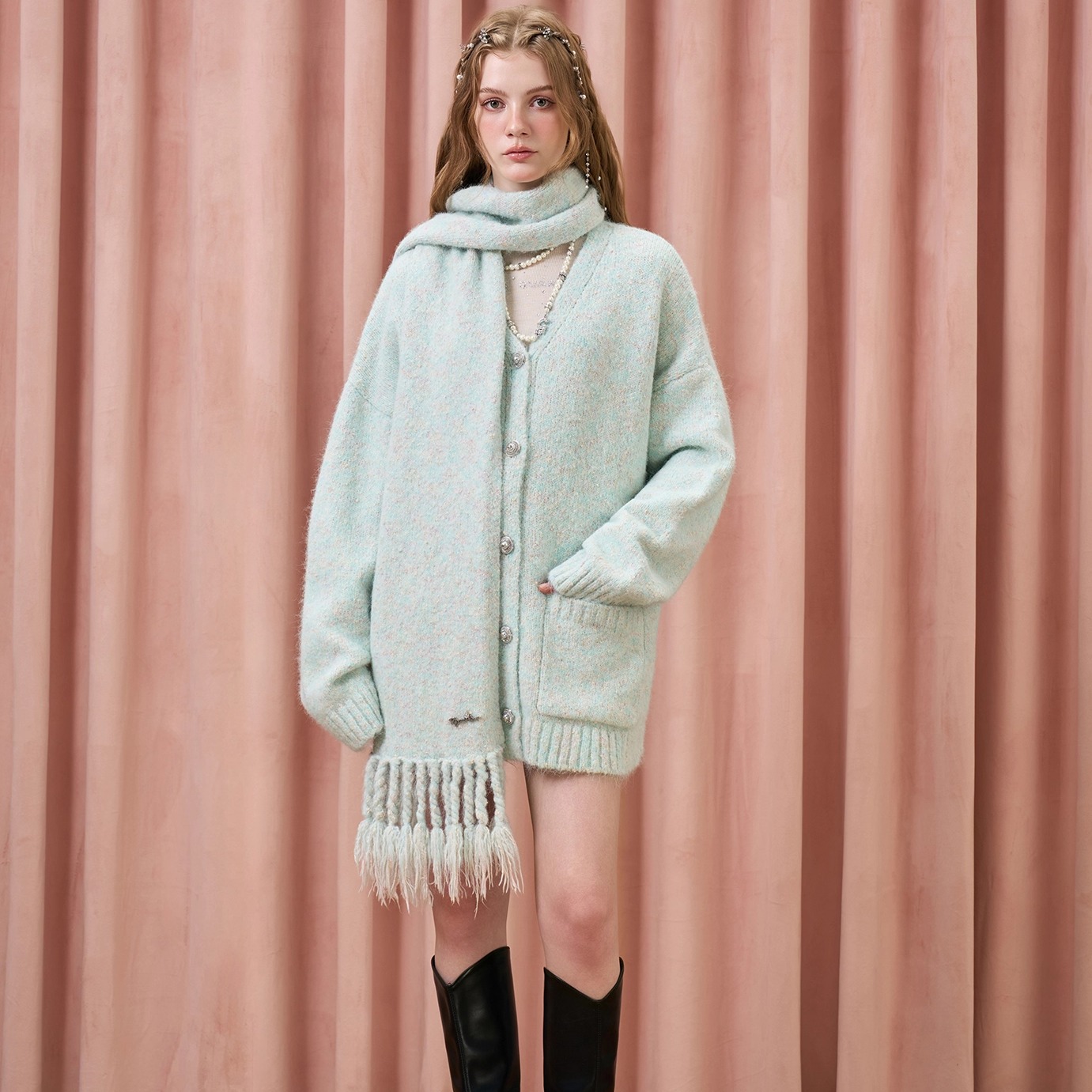 Three Quarters 25AW 浅粉蓝雾里看花羊毛慵懒围巾开衫毛衣外套