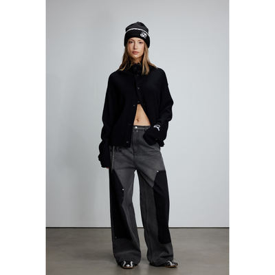 JAC FLEURANT2025秋冬袖口刺绣LOGO高领毛衣黑色水洗印拼接牛仔裤