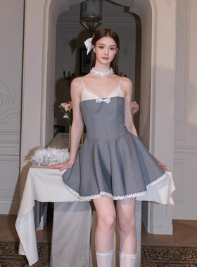 Jean SOO 2024秋季新款 少女的心结收腰蕾丝拼接设计蓬蓬吊带裙