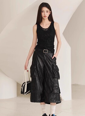 Three Quarters25SS 黑色拼蕾丝露腰背心工装七分裤