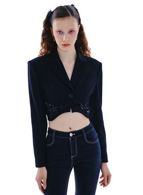 【折】ESTER HSU设计师品牌蝴蝶珠片绑带短收身喇叭牛仔裤