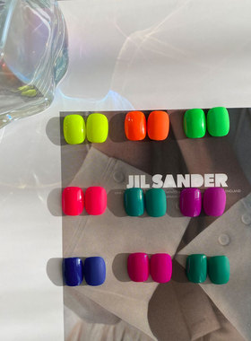 霓虹荧光色甲油胶putone putone日式罐装浓郁纯实BV绿色梧桐55-63