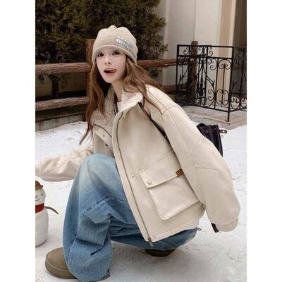 白色系休闲工作服外女2025秋冬新NUG款米小个子加厚皮毛韩一套体