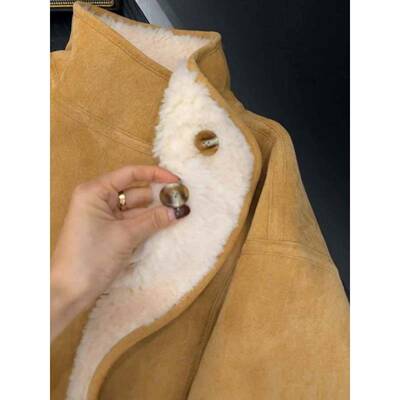 两面穿羊羔加厚皮毛一外短套女毛2024新体款秋冬季羊羔KAS绒夹克