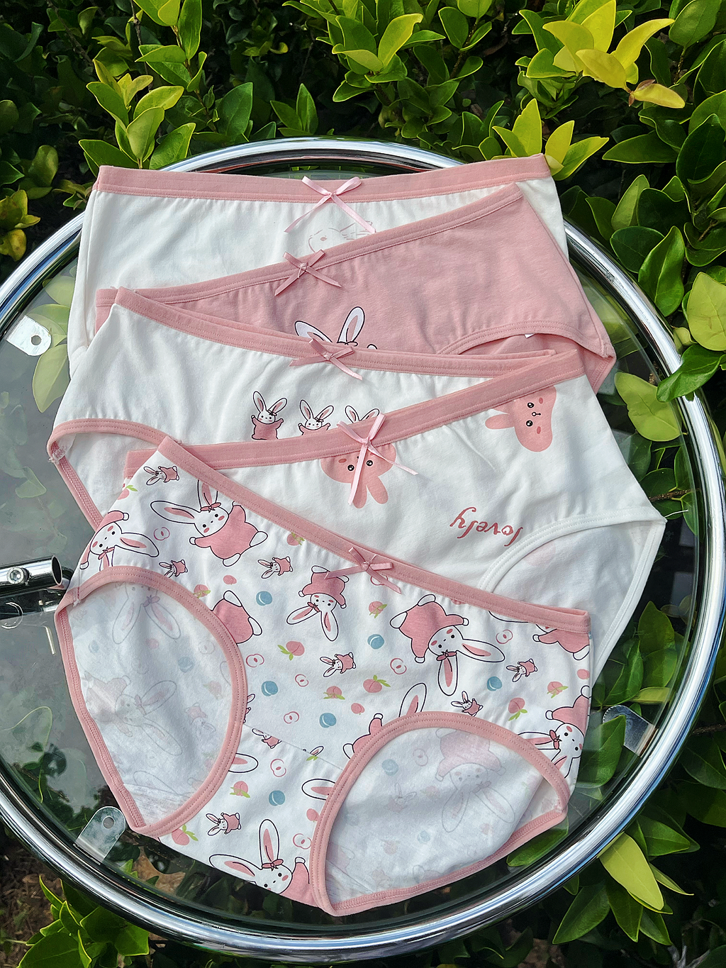 女士内裤纯棉裆抗菌100%全棉中腰春夏2023新款少女生无痕三角短裤属于什么档次？