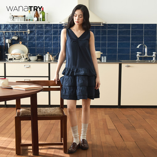 wanatry藏青V领双面穿连衣裙