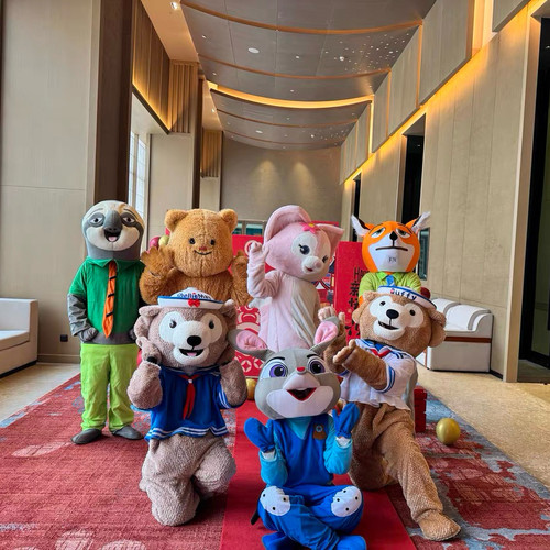 疯狂动物城玲娜贝儿卡通人偶服