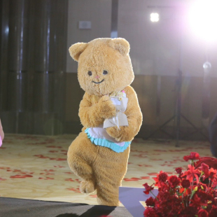 网红泰国黄油小熊卡通人偶服装可爱熊跳舞黄油小熊人偶服装出租