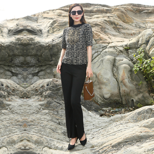 盈达品牌女装秋季新品时尚经典黑白配色短袖针织上衣面料舒适亲肤