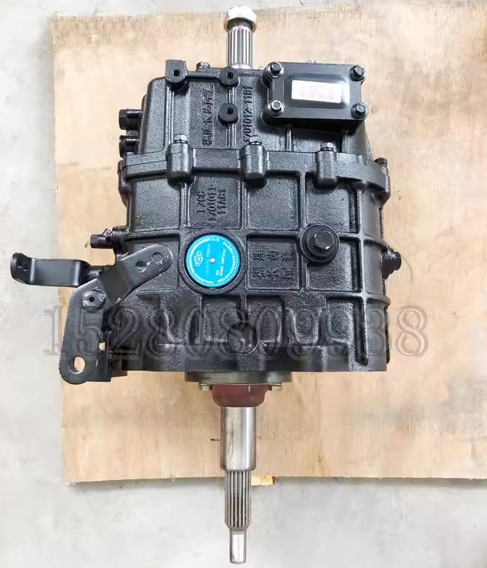 犀牛宝鼎X80/85/90-95轮挖机配件 长齿B18/528变速箱总成波箱原厂