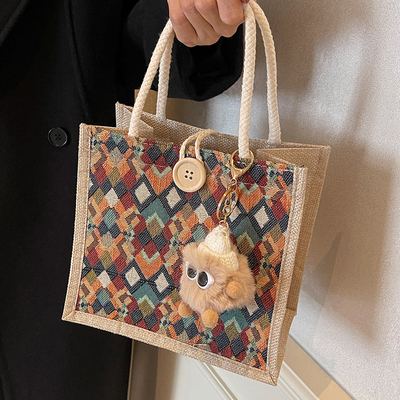 今年流行饭盒包时尚外提包