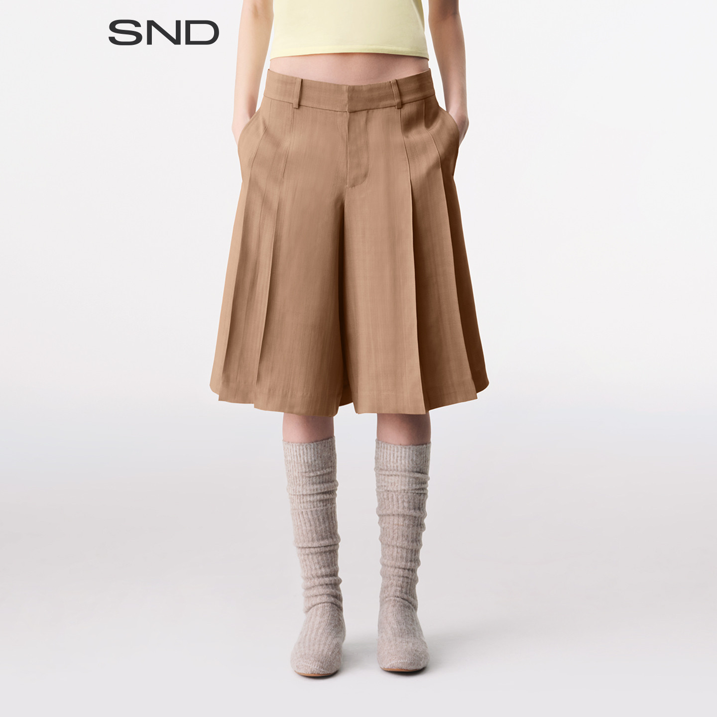 SNDSS26立体百褶五分西装裙裤图片