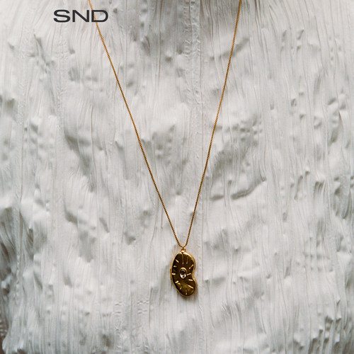 SNDAW26MeltingClockBox项链