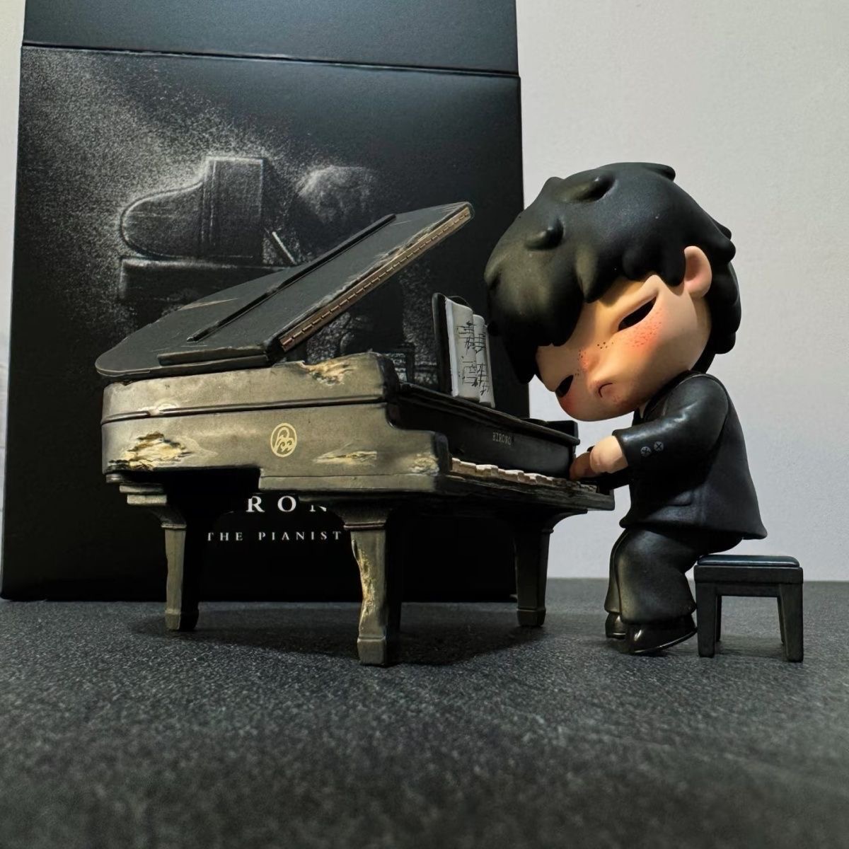 国版 黑 白 小野小提琴手钢琴师手办系列小野盲盒潮流摆件礼物