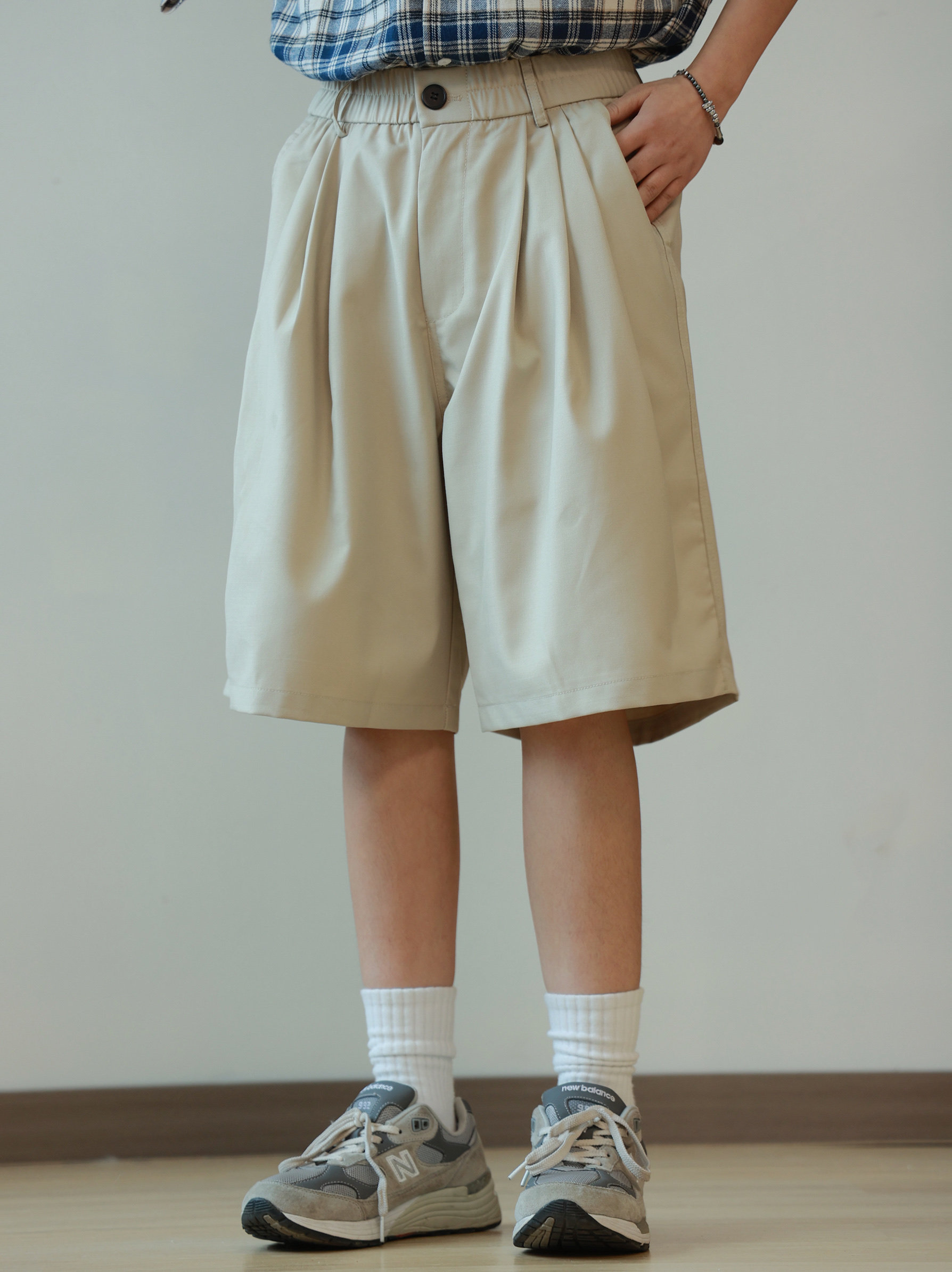 19 FREE 24SS日系简约复古三褶垂感立体宽松廓形休闲短西裤五分裤,男装,休闲裤,淘宝优惠券,粉丝福利购,淘宝优惠卷