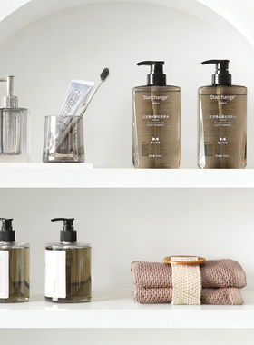 样板房卫生间洗漱层架用品装饰摆件沐浴液酒店高档民宿护肤套装
