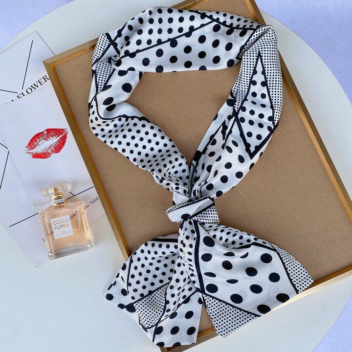 小长条细窄丝巾女百搭春秋季冬季围脖装饰长款薄围巾方巾韩国领巾