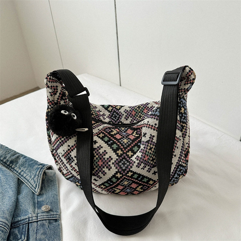 今年流行民族风帆布包包女2023新款潮时尚斜挎包女ins小众单肩包,箱包皮具/热销女包/男包,通用款女包,淘宝优惠券,粉丝福利购,淘宝优惠卷