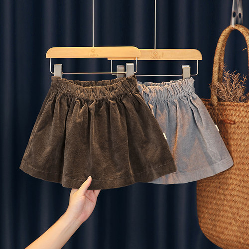 可衣棉尔百褶灯芯绒休闲短裙