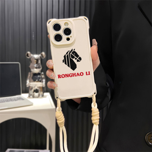 iPhone16小众华为PURA90四角开孔OPPORENO14适用斜挎手腕黑马李荣浩挂绳苹果13pm防摔15plus手机壳软17ProMax